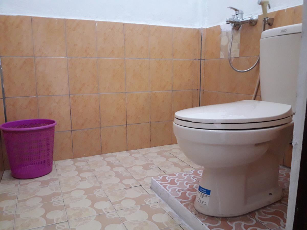 The Teuz B&B Labuan Bajo Buitenkant foto